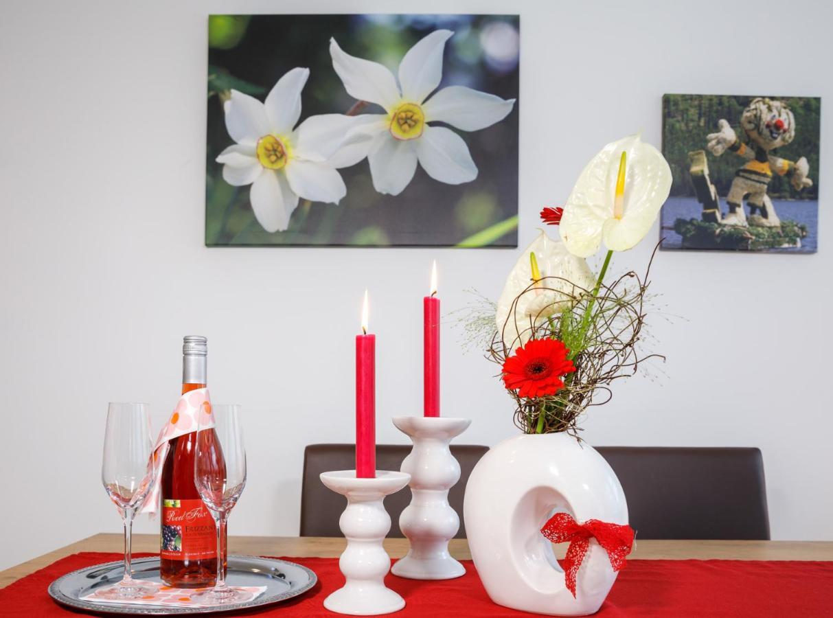 Ferienwohnung Narzisse - City Appartement Im Kurpark Бад Аузее Екстериор снимка